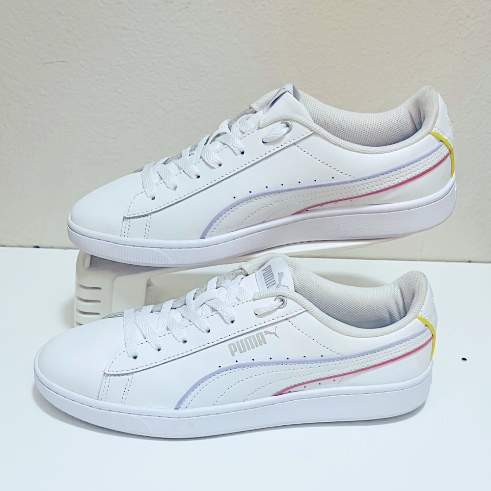 Women’s Puma Vikky V2 White Sneakers, 7.5